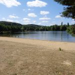 © Swimming - Plan d'Eau de Saint-Eloy-les-Mines - Combrailles Auvergne Tourisme