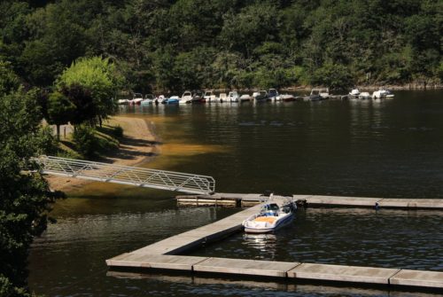 Boat trip - Lac Fades-Besserve