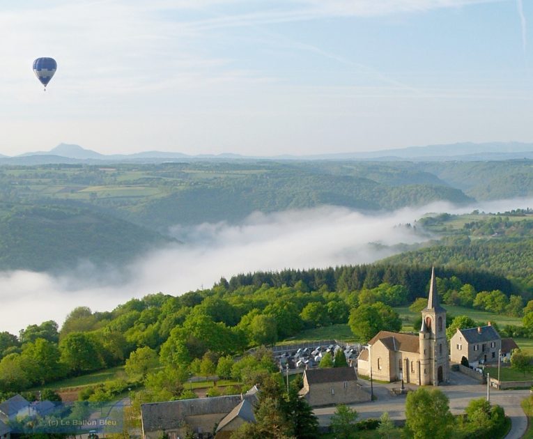 © Hot-air balloon flight - Le Ballon Bleu - Schweppe