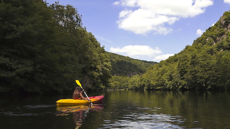 © Canoeing down the Sioule - Sioule Loisirs - sioule loisirs