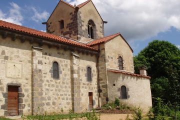 © Roman church of Saint-Bonnet - Mairie  de Miremont (63)