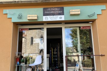 © Local grocery store Au P'tit Rural - Caroline