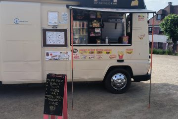 © Snack chez Kenny - Giat - La frite en famille