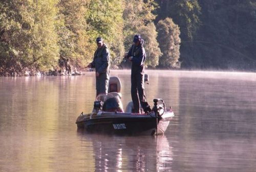 Fishing site - Lac des Fades-Besserve