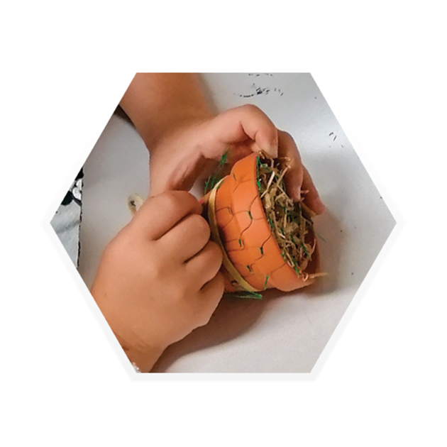 © Workshop "Making an insect nesting box" - La Ruche des Puys