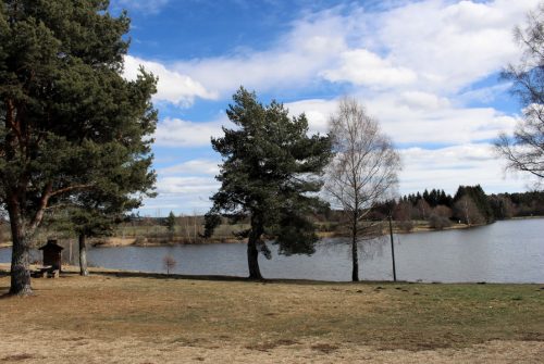 Picnic area - Etang de Farges