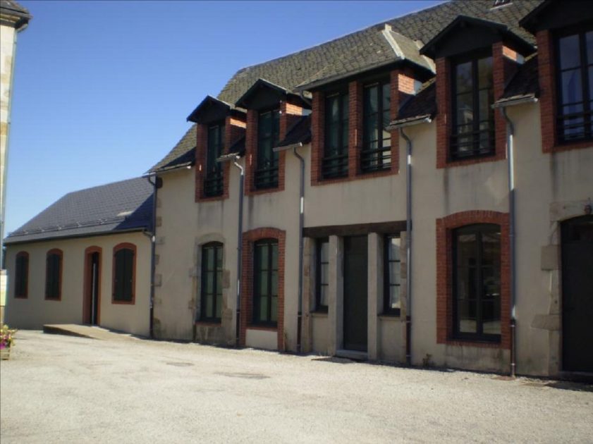 © Group Lodging Facility - Mairie de Bourg-Lastic